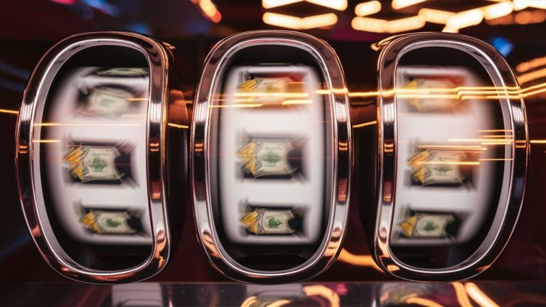 understand slot machine risk